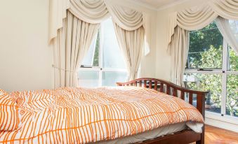 Abbotsford Private Rooms & Pods - 15 Charles Homestay - Housity