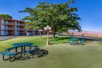 Scenic View Inn - Lake Powell - Page AZ