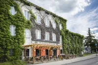 Hotelli Ville Hotel a 