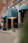 The Lord Nelson Hotel & Suites Hotel a 