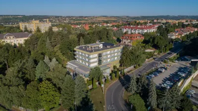 Hotel Fit Hévíz Ξενοδοχεία στην πόλη 