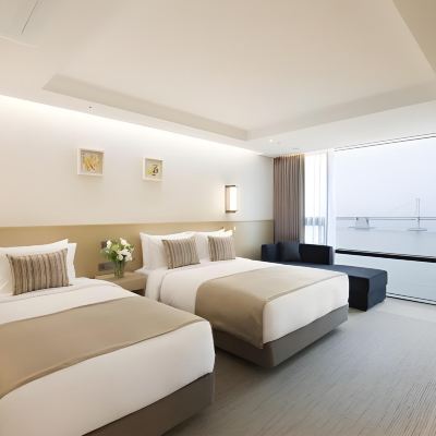 Deluxe Twin Ocean View (Double + Single) Hotel Central Bay Gwangalli 쿠폰