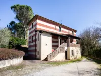Mansion in Citerna with Pool & Garden