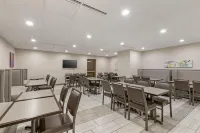 Executive Residency by Best Western Waterloo  Cedar Falls