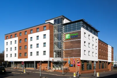 Holiday Inn Express HARLOW by IHG Hotel a 