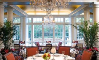 Waverley Inn Holiday Apartments - Housity
