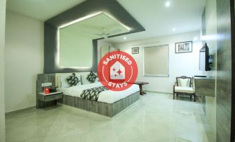 OYO 3788 Sadbhav Hotel - Housity