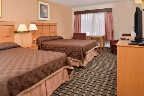 Americas Best Value Inn and Suites St. Cloud