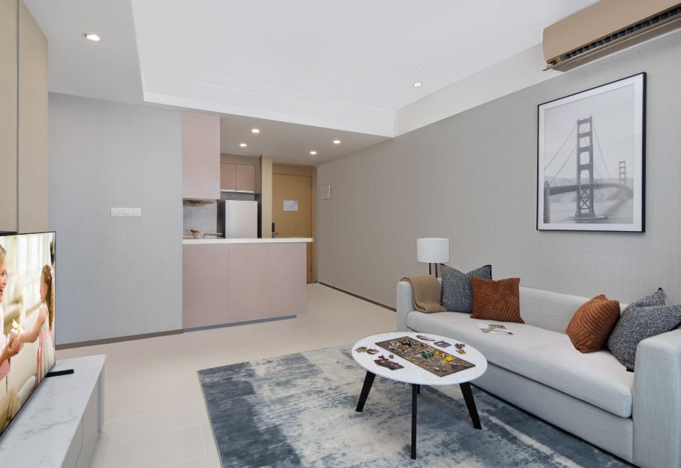 兩房行政套房（洗衣機+廚房+兩個衞生間）