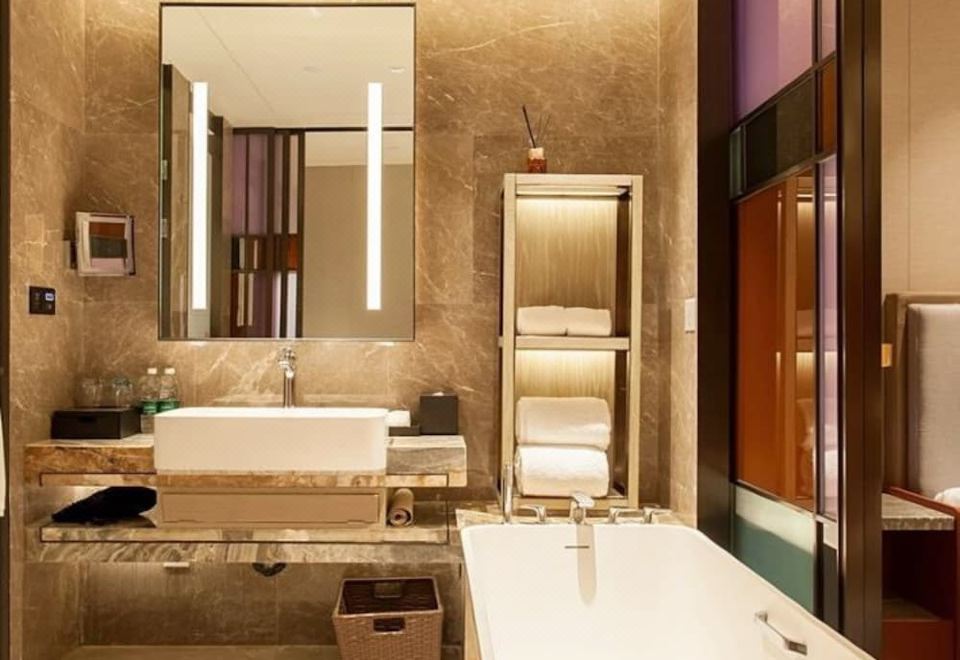 商务城景双床房（观鹭岛城际风光）