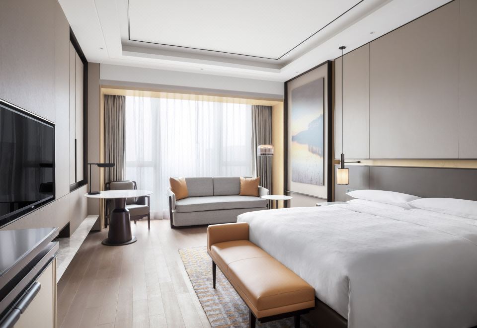 Sheraton Baohua HotelDeluxeDouble Room