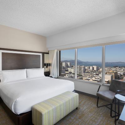 大型特大床間 金蓋特威假日飯店 - IHG 旗下飯店優惠