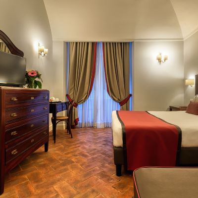 Comfort Triple Room Decumani Hotel de Charme Promo Code
