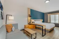 Comfort Suites Cheyenne Hotels in 