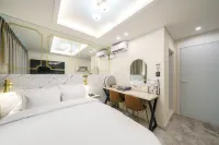 Incheon (Unseo-Dong) DK Airport Hotel