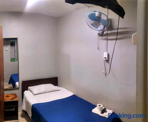 单人房（带独立浴室）