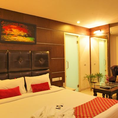 Deluxe Room Hotel Surya Prime Promo Code