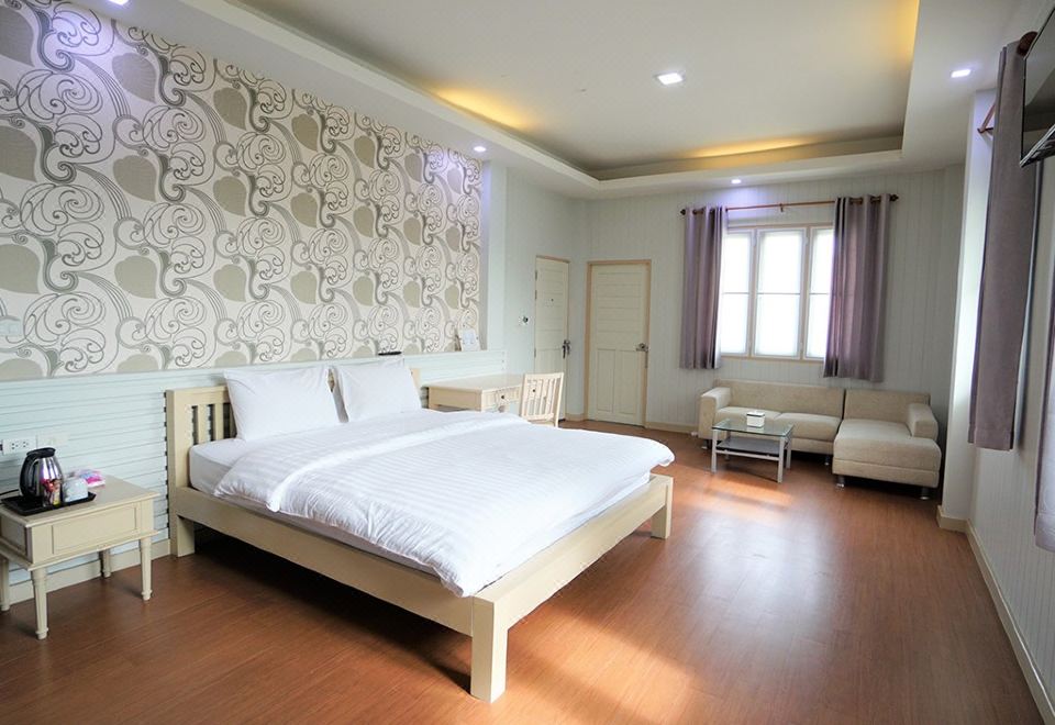 可使用泳池的别墅双人房