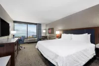 Hampton Inn & Suites Fort Wayne Downtown