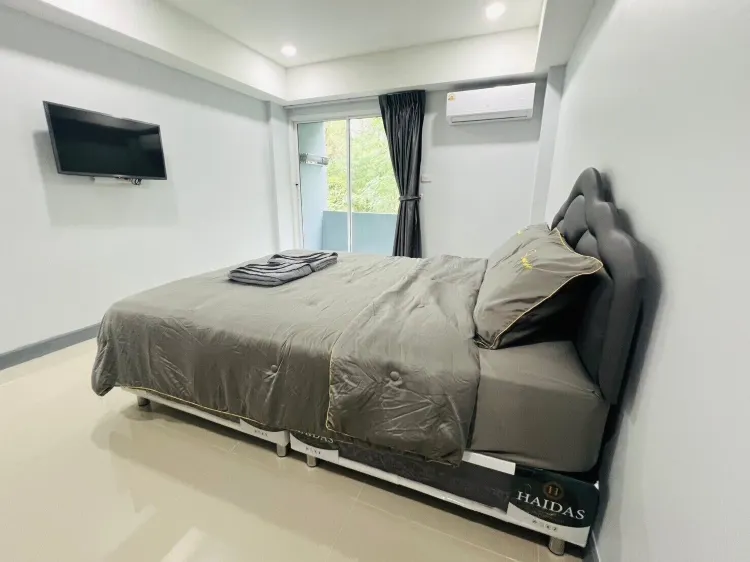 ห้องอีโคโนมี, เตียงควีนไซส์ 1 เตียง, วิวสวน