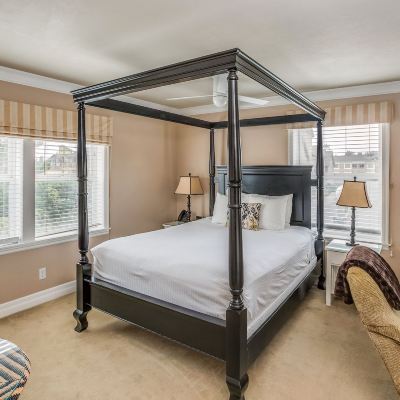 Cannon Beach Hotel-Deluxe Queen (Not Pet or Child Friendly) Cannon Beach Hotel Collection Promo Code