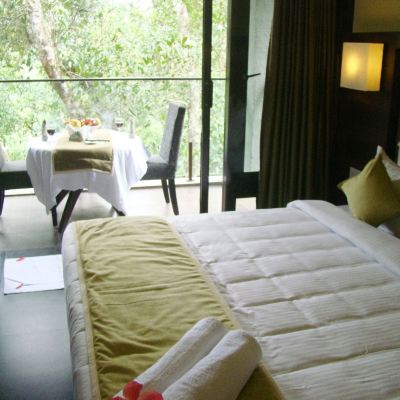 Premium Studio With Balcony And Mountain View The Mountain Courtyard Thekady Promo Code