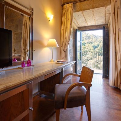 Junior Suite With Bathtub Eurostars Monumento Monasterio de San Clodio Hotel & Spa Promo Code