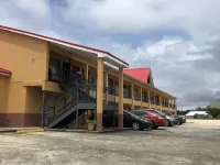 Clairmont Inn Hotele w: Jasper