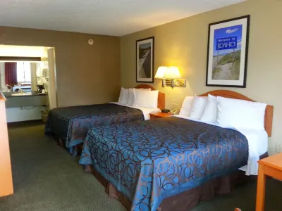 Motel West Hotels in 
