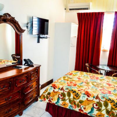 Deluxe Studio, 1 Queen Bed, Non Smoking Fantastic Hotel Promo Code