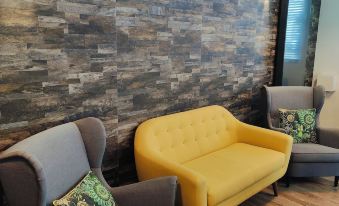 The Springfield Hotel - Housity