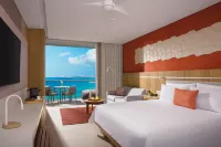 Dreams Vista Cancun Golf & Spa Resort