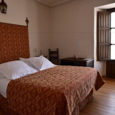 Triple Room Palacio Rejadorada Promo Code