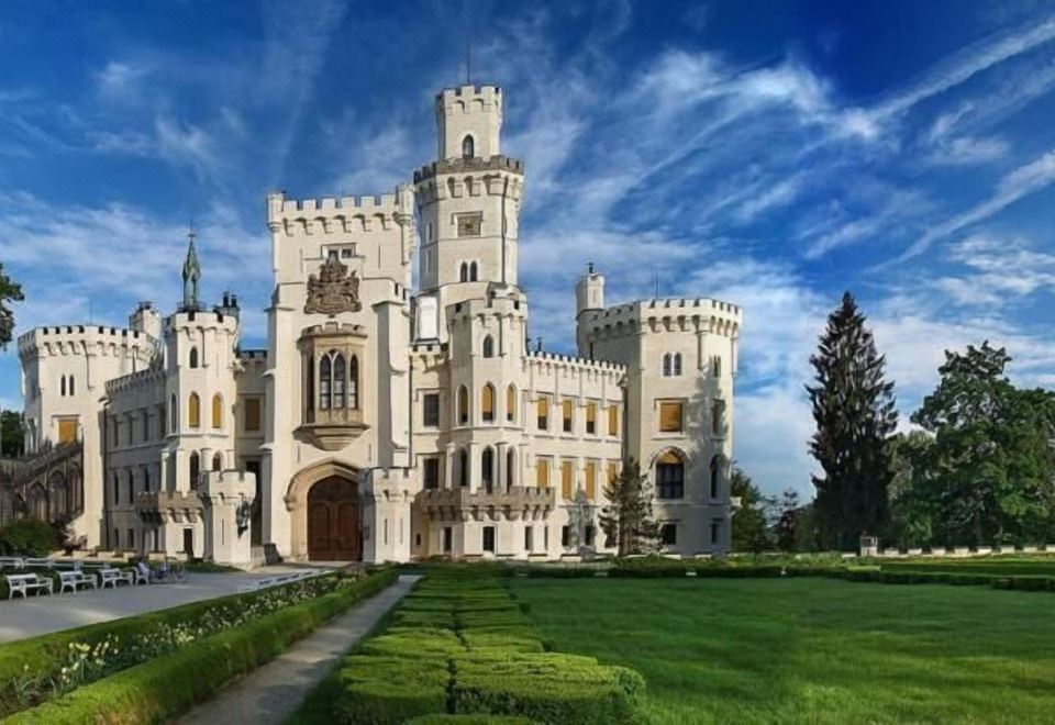 펜지온 블란스키 레스 정원