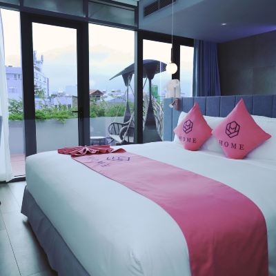 Double Suite with Balcony HOME Hotel Promo Code