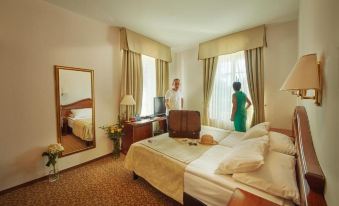 Villa Cedra - Hotel & Resort Adria Ankaran - Housity