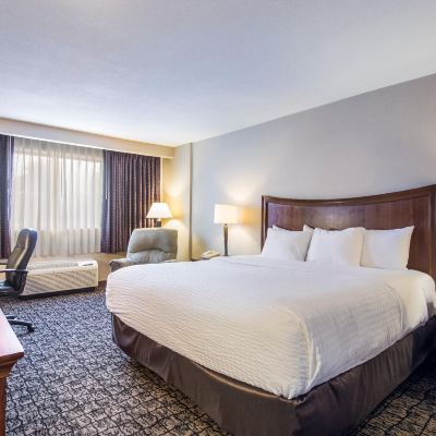 Superior Single Cayuga Blu Hotel Promo Code
