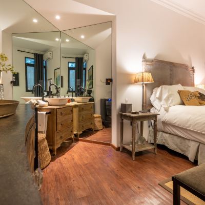 Standard Queen Room Orchid House Hotels Promo Code