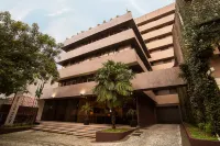 Hotel Elo Inn Hotels in 