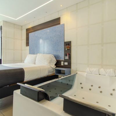 Room With Hot Tub And Balcony Haven Promo Code