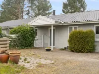 "Jenvold" - 950m from the sea Hotels in Dronningmølle