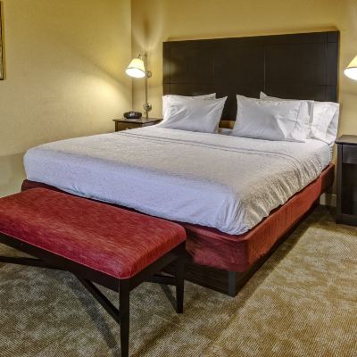King Room - Non-Smoking Hampton Inn Jacksonville Promo Code