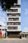 Hotel Attic 33 Các khách sạn ở 