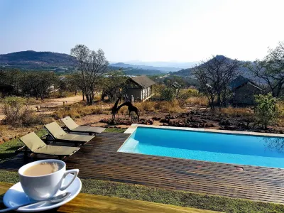 Ndhula Luxury Tented Lodge Hotele w: 