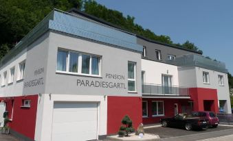 Pension Paradiesgartl