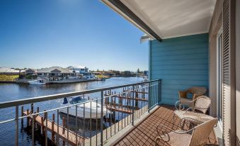 C Mandurah Apartment Resort