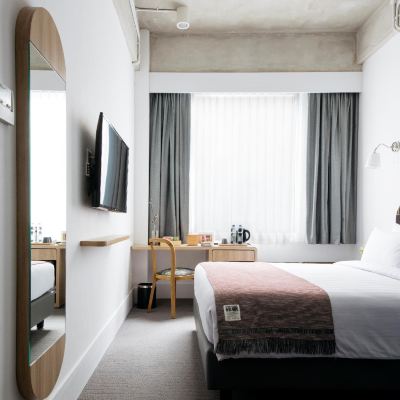 Deluxe Queen Room Hotel Monopoli Jakarta Promo Code