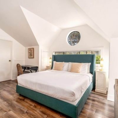 Emerald Room Agate Cove Inn Promo Code