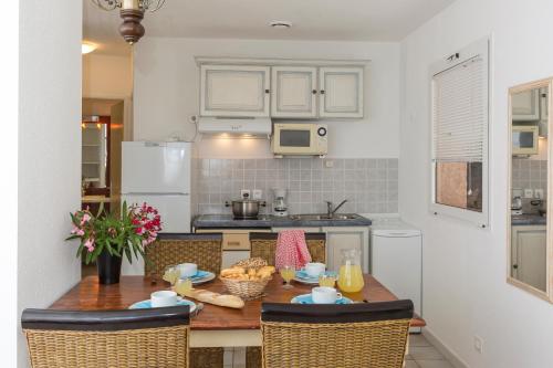 标准别墅（2名成人+2名小童）