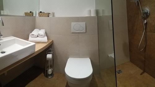 一卧室公寓（带阳台）